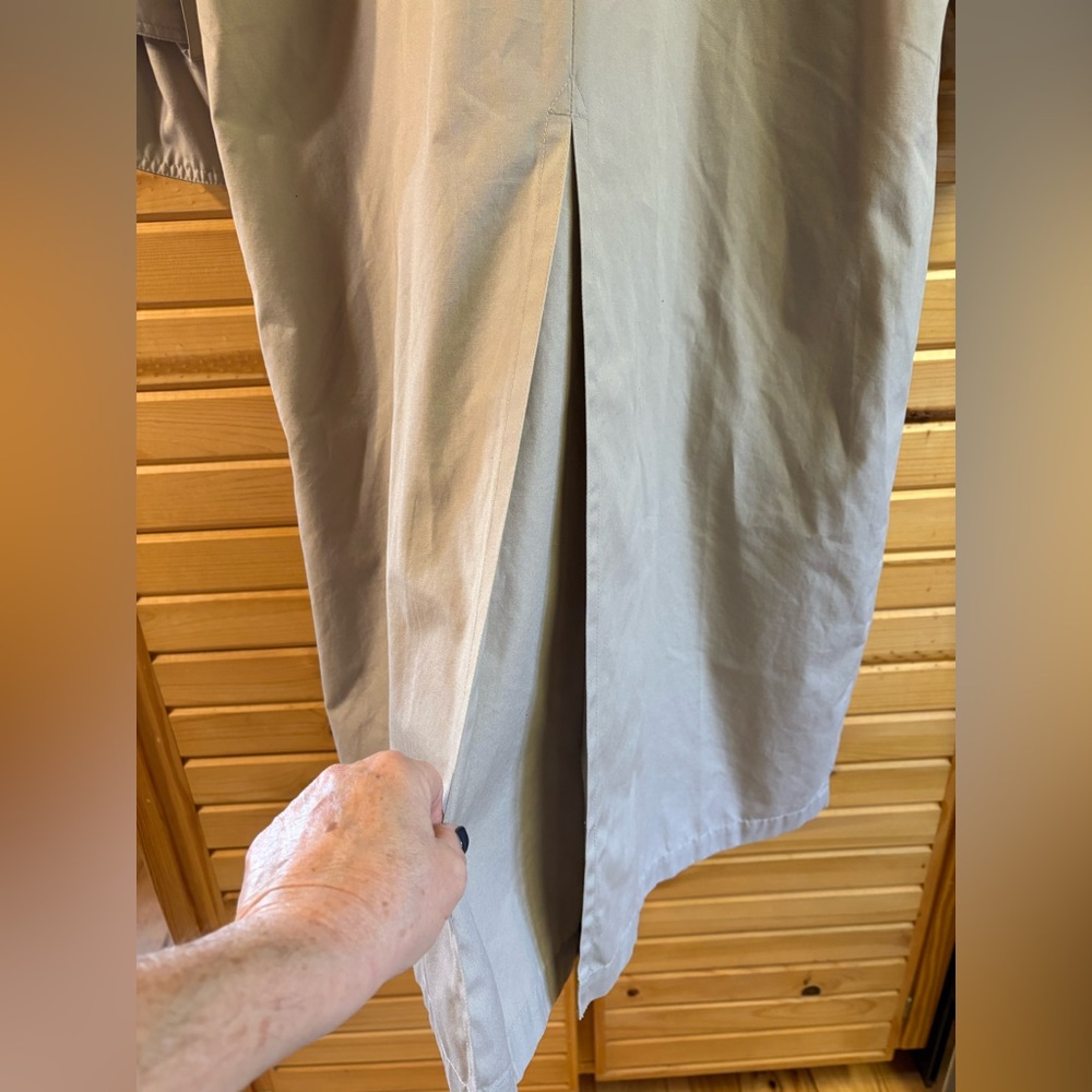 Vintage London Fog Double Breasted Trench Coat, Size 10 Petite - Picture 11 of 14